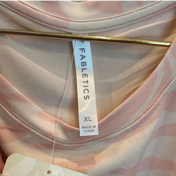 NWT Fabletics Blake Dry-Flex Muscle Tank Size X-Large - Picture 6 of 10